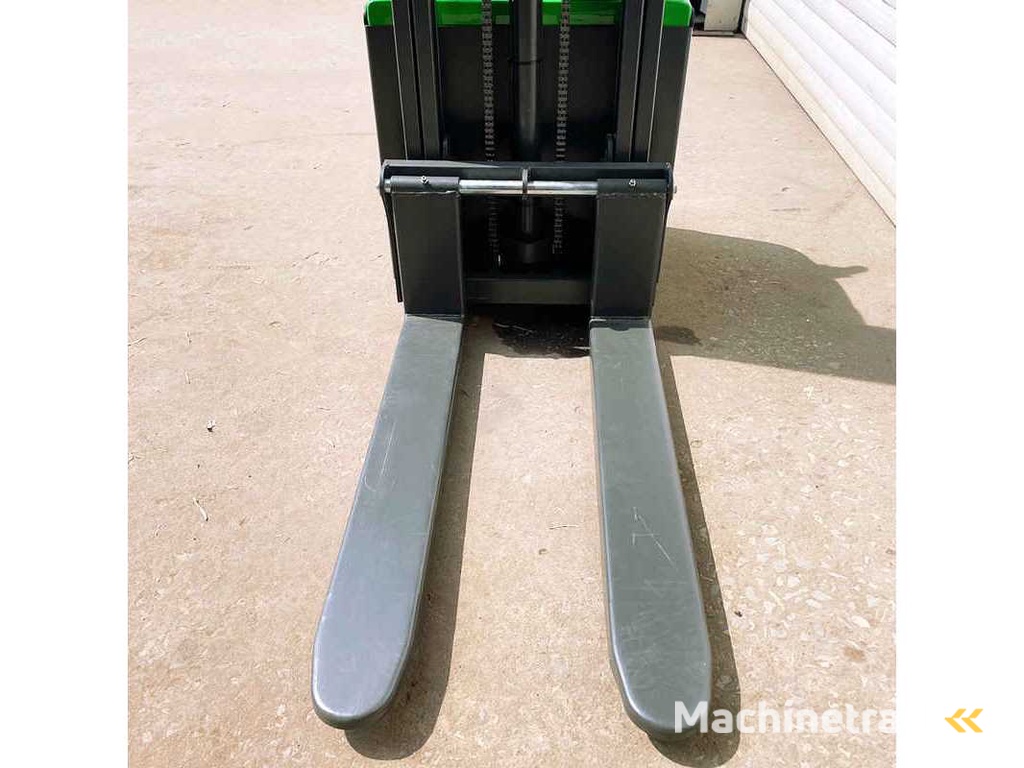 FREUTEK NNT0012 Elektrische Stapelaar met Platform 2000 kg - 3000mm