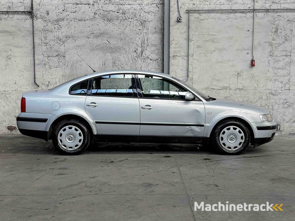 Volkswagen Passat 1.9 TDI Trendline 90PS 2000, 06-FD-FF