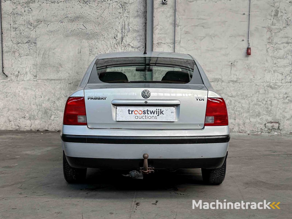 Volkswagen Passat 1.9 TDI Trendline 90PS 2000, 06-FD-FF