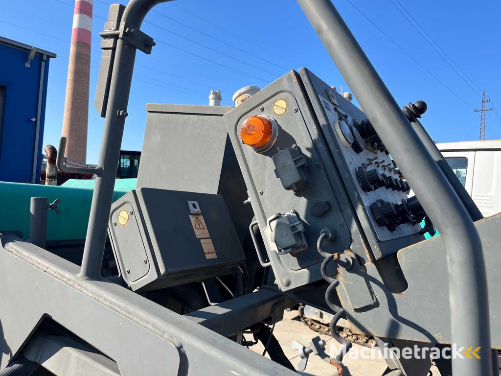 VÖGELE - SUPER 800 - Asfalteermachine - 2008