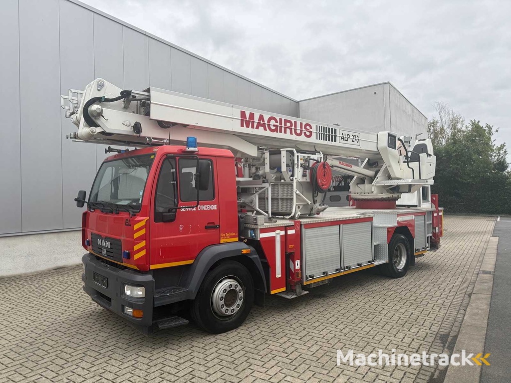 ELEVATOR MAN - 2004 - LE 18.280 4X2 - Feuerwehrauto