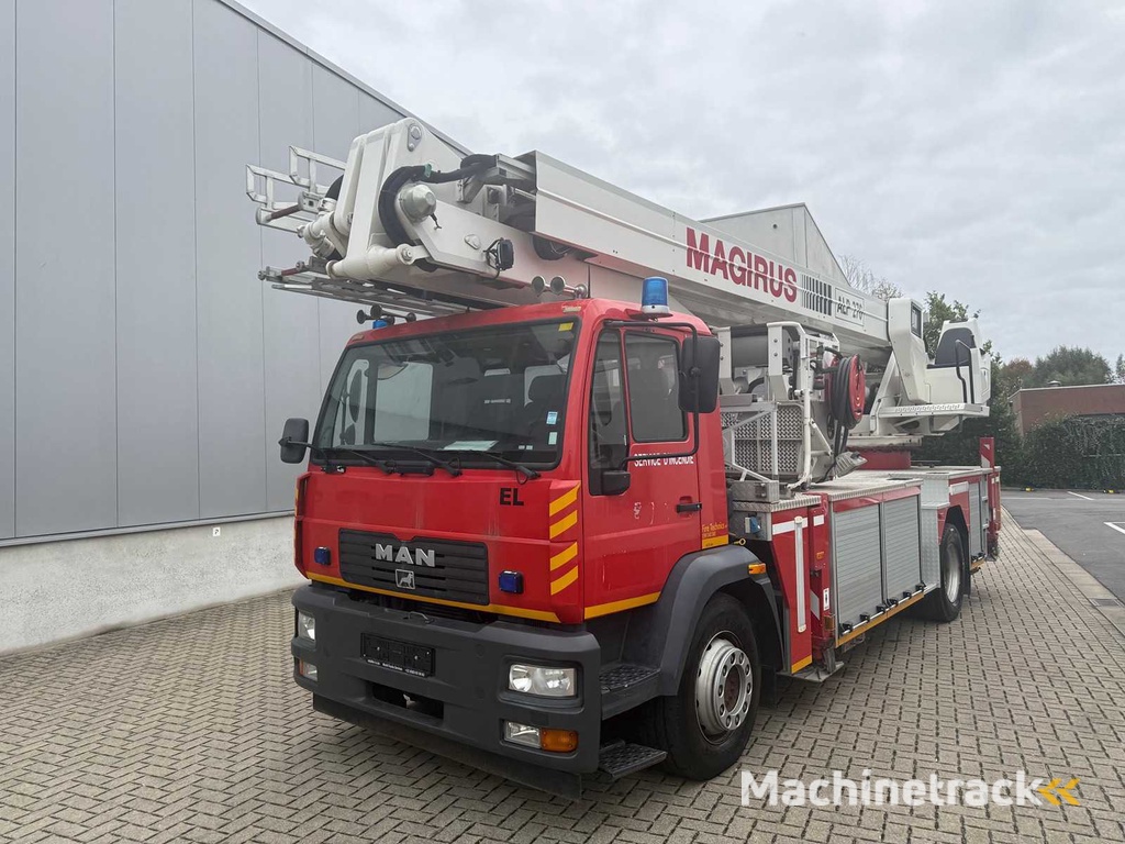 ELEVATOR MAN - 2004 - LE 18.280 4X2 - Feuerwehrauto