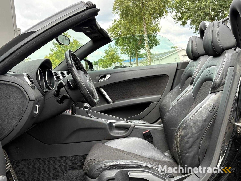 Audi - TT Roadster - 3.2 V6 quattro - 2007 - 77-XN-LS