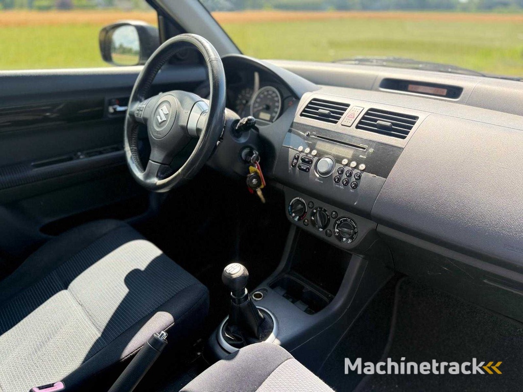 Suzuki - 2008 - Swift - 1.3 Shogun - 99-ZP-PL
