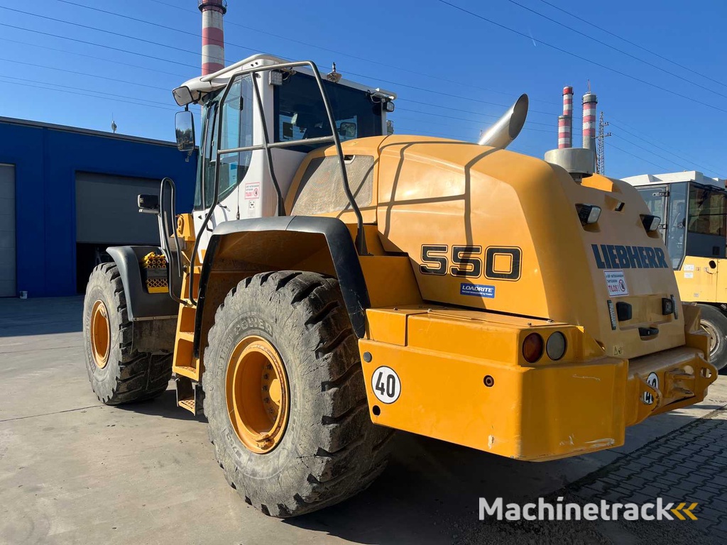 LIEBHERR - L550 - Wiellader - 2015