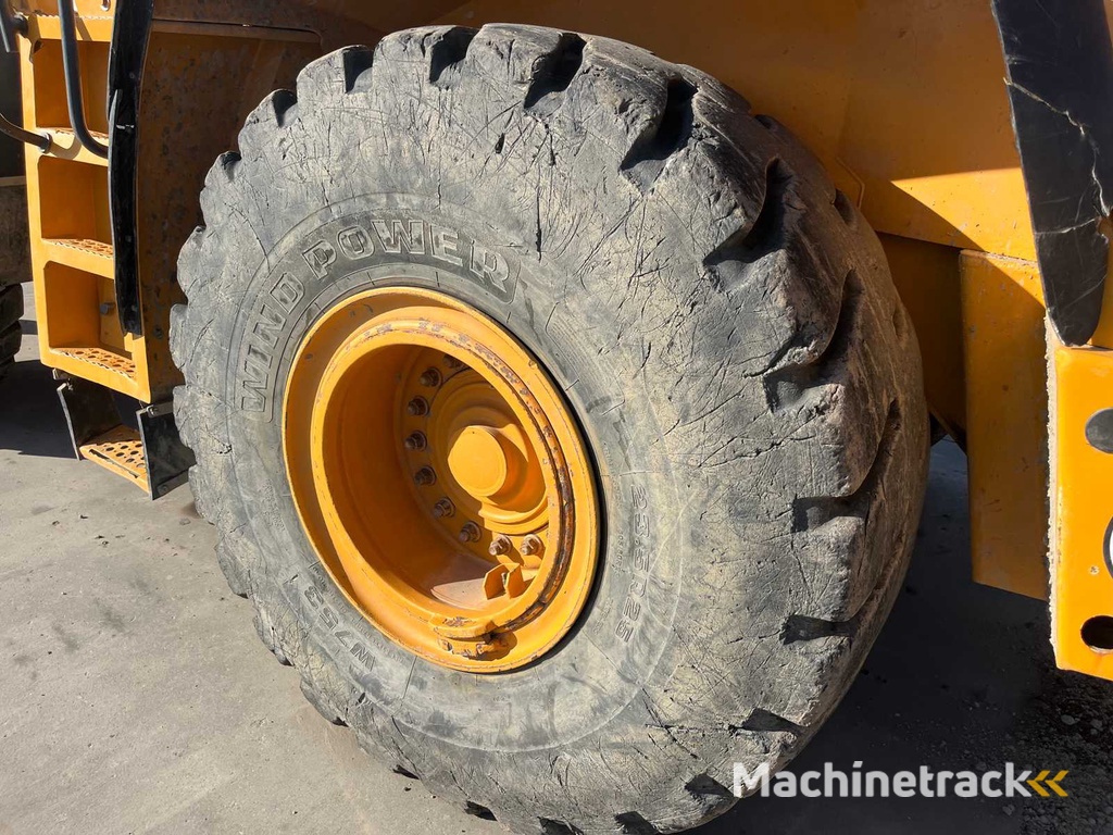 LIEBHERR - L550 - Wiellader - 2015