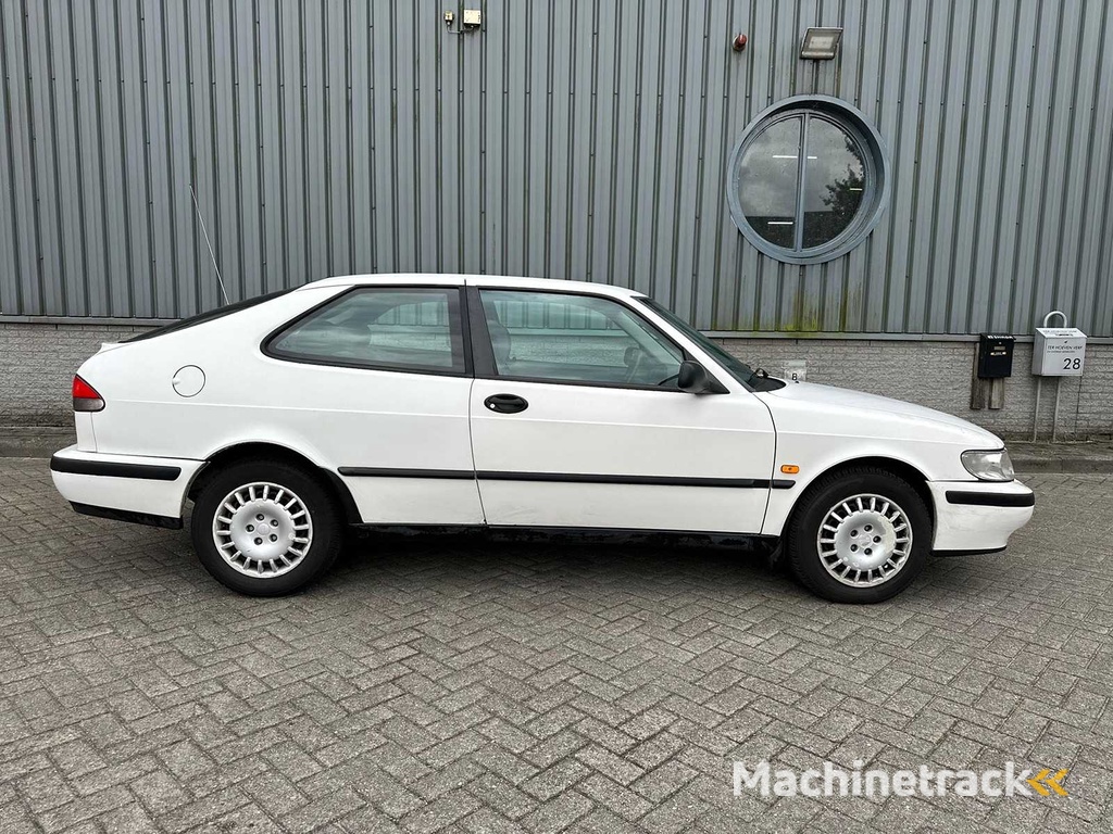 Saab - 1999 - 9-3 Coupé - 2.0 - XZ-XX-29