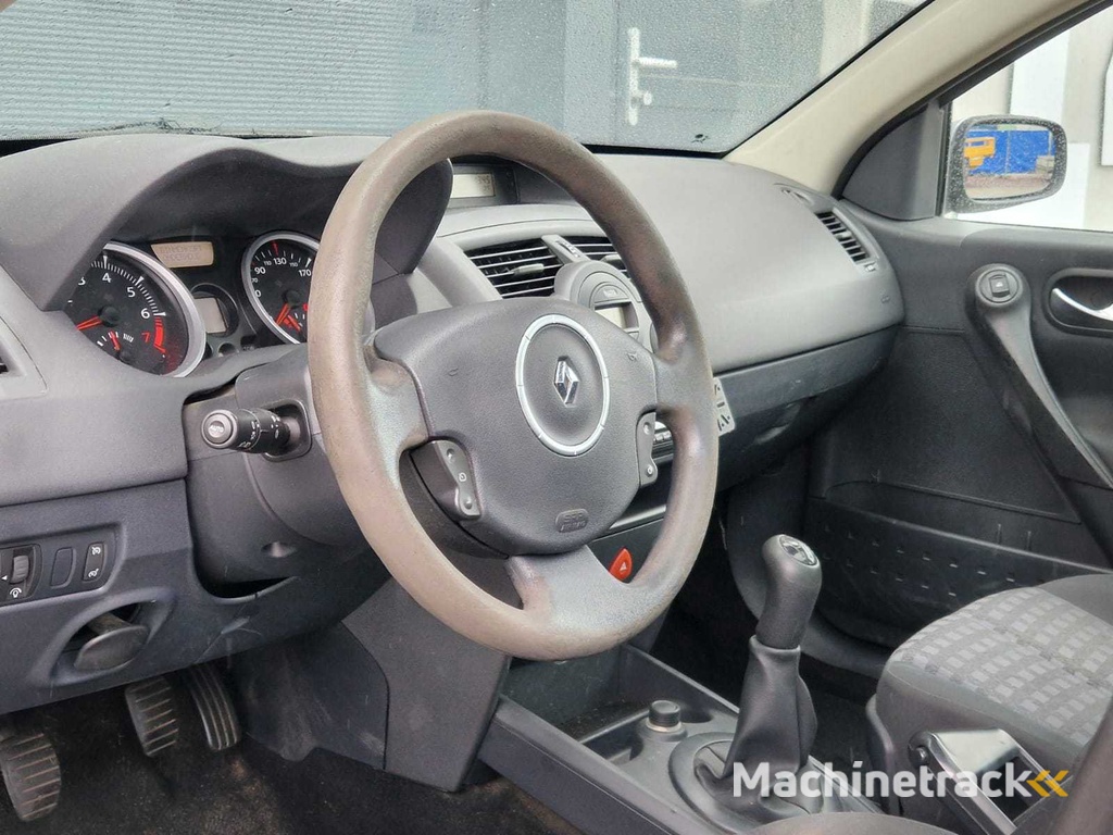 Renault - 2007 - Mégane Grand Tour - 1.6-16V Business L. - 14-TX-FX