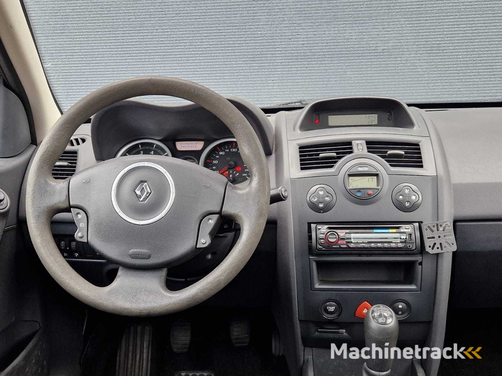 Renault - 2007 - Mégane Grand Tour - 1.6-16V Business L. - 14-TX-FX