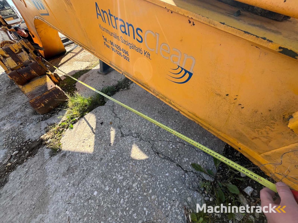 JCB Graafmachine BOOM