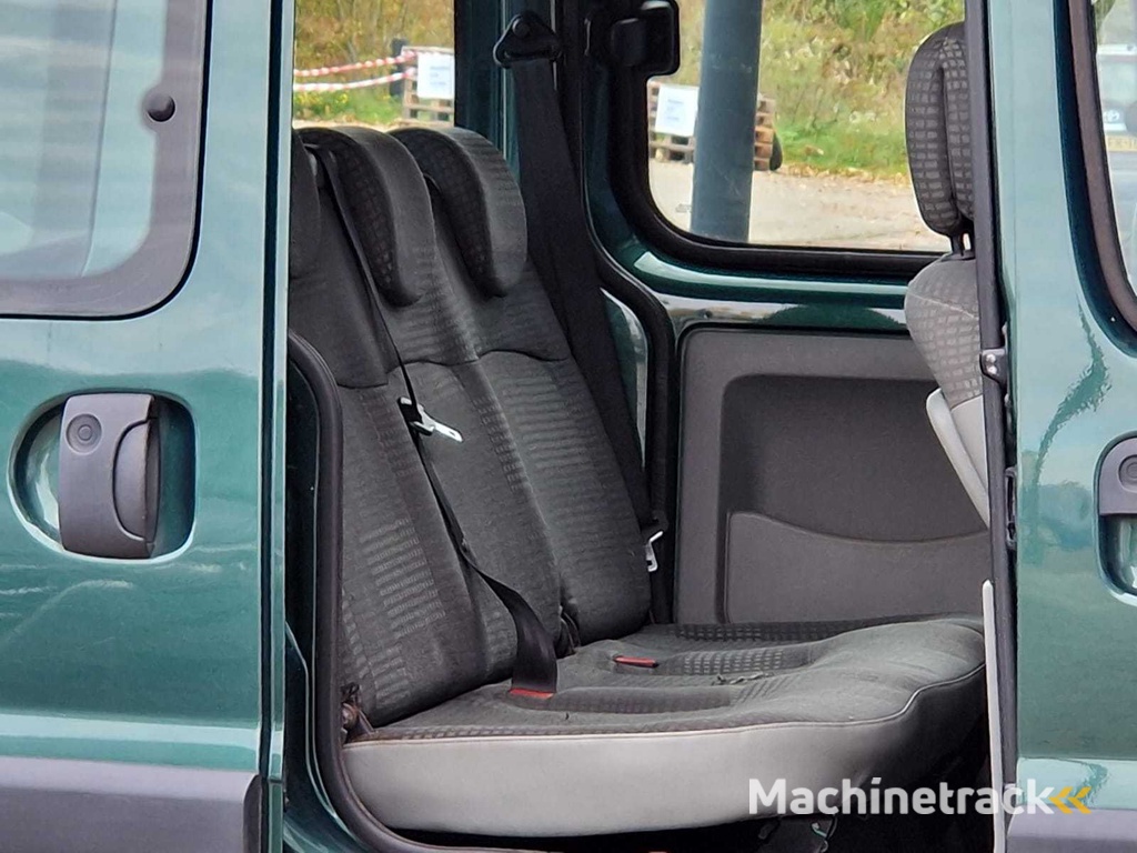 Renault - 2007 - Kangoo - 1.6-16V 4x4 Privil. - 08-XJ-NS