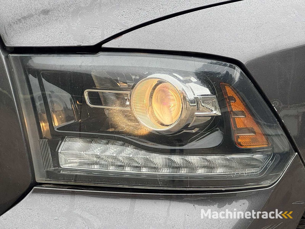 Dodge - Ram 1500 - 5.7 V8 QC 6'4 - VJ-191-T