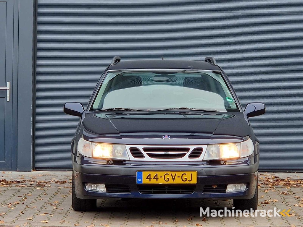 Saab - 2001 - 9-5 Kombi - 2.0t SE - 44-GV-GJ