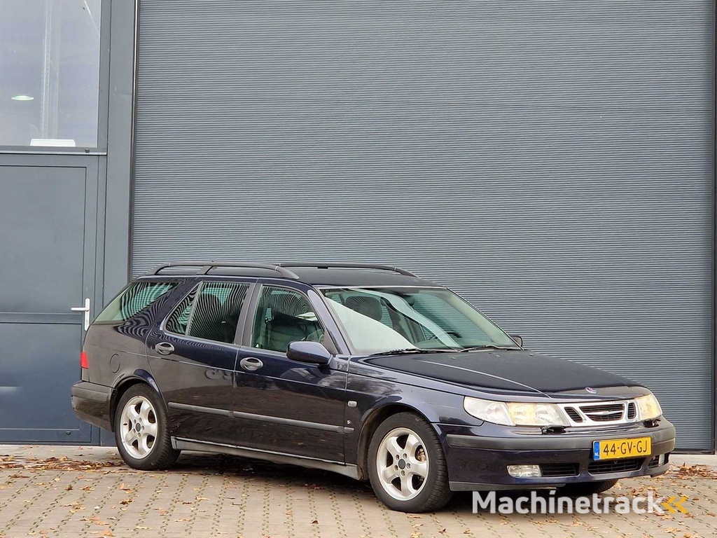 Saab - 2001 - 9-5 Kombi - 2.0t SE - 44-GV-GJ