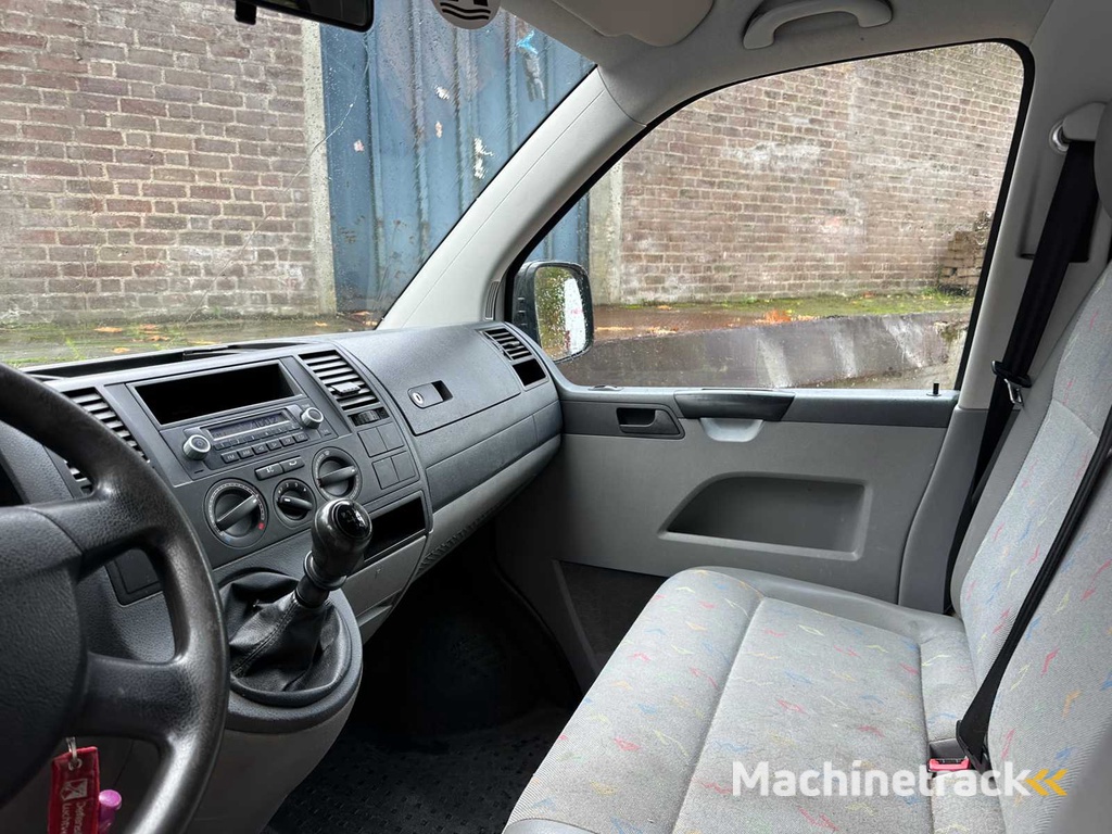 Volkswagen Transporter 2.5 TDI 340 Trend.DC 6er 131PS 2008, 49-VNG-3
