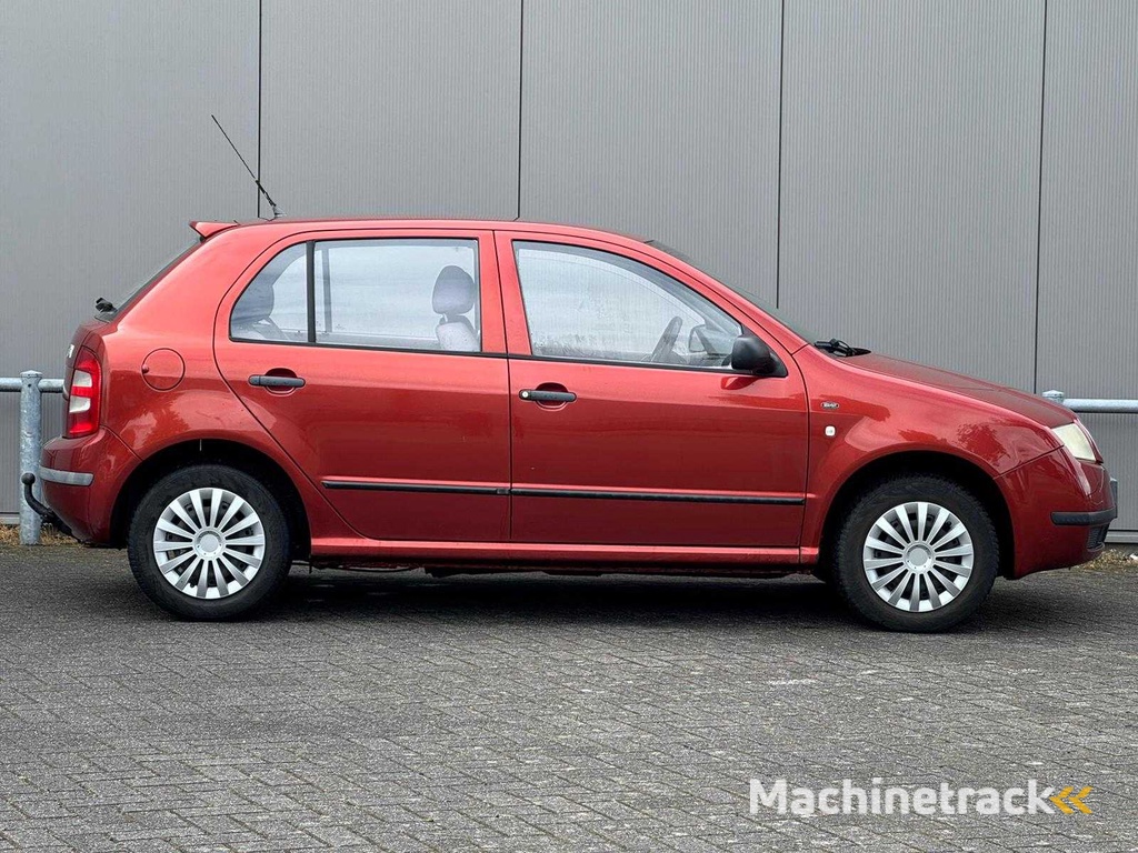 Skoda - 2003 - Fabia - 1.4 Ambiente - 22-LS-LF
