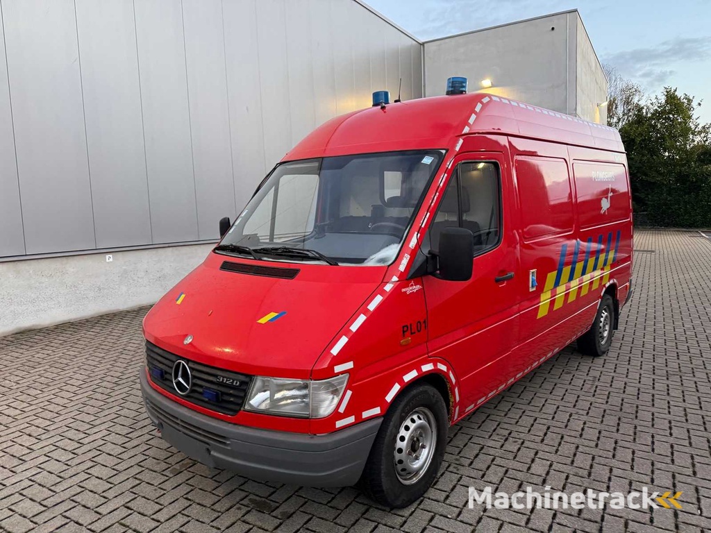 MERCEDES - 1998 - 312 D - Brandweerwagen
