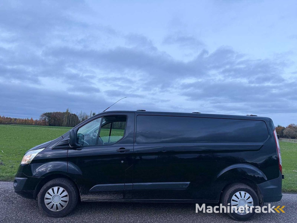 Ford - 2017 - Transit Custom - 290 2.0 TDCI L2H1 Tr - V-801-FT