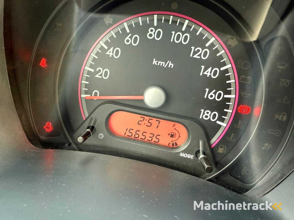 Nissan - 2010 - Pixo - 1.0 Look - 00-NKH-2