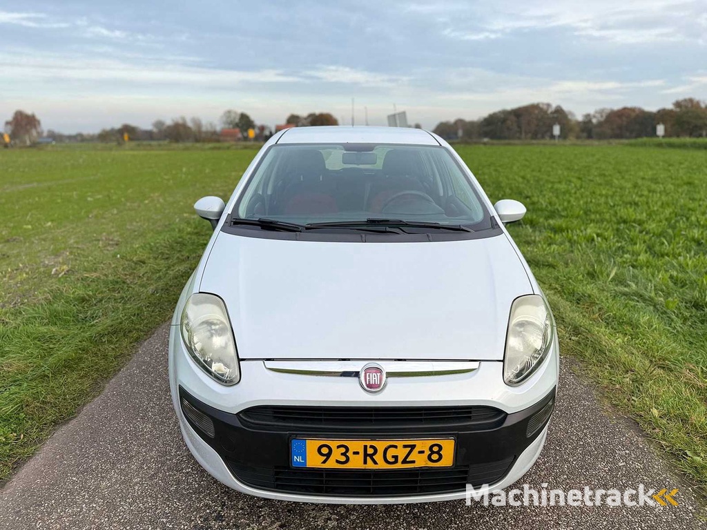 Fiat - 2011 - Punto Evo - 1.3 M-Jet Active - 93-RGZ-8