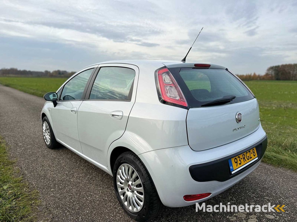 Fiat - 2011 - Punto Evo - 1.3 M-Jet Active - 93-RGZ-8