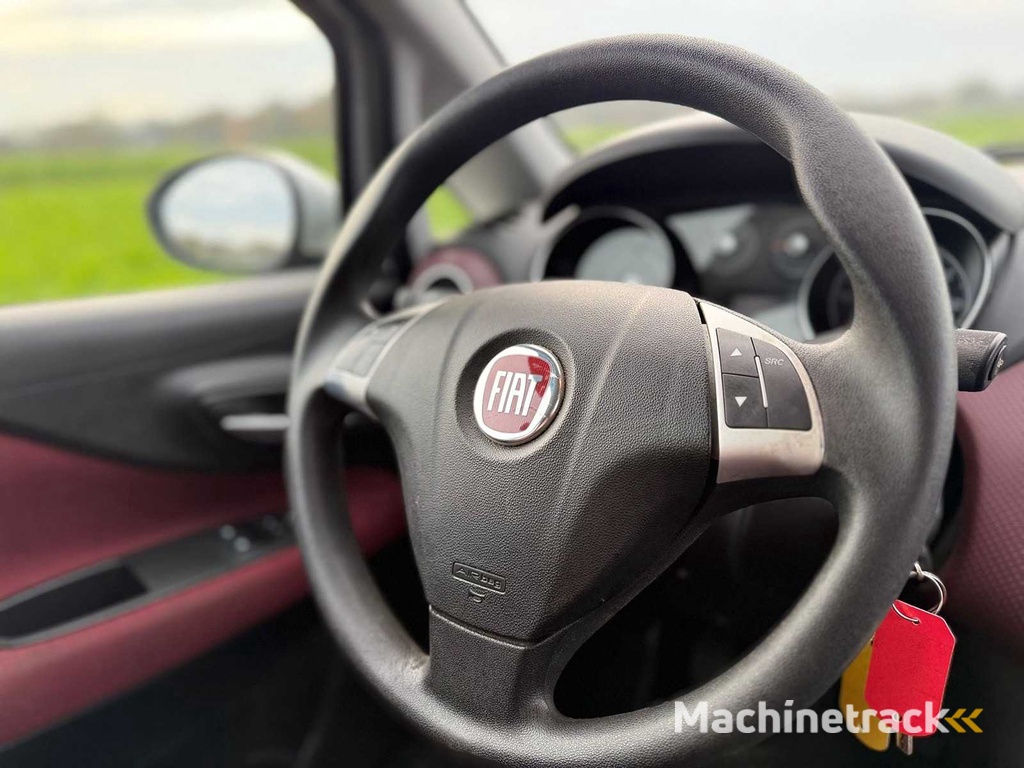 Fiat - 2011 - Punto Evo - 1.3 M-Jet Active - 93-RGZ-8