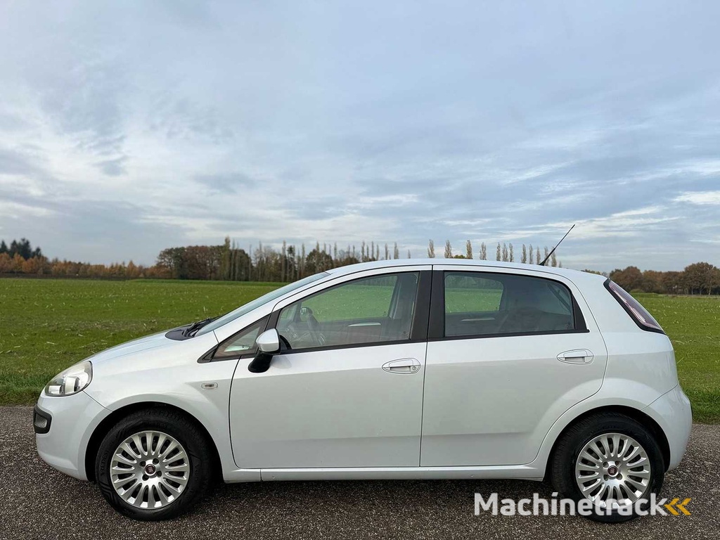 Fiat - 2011 - Punto Evo - 1.3 M-Jet Active - 93-RGZ-8