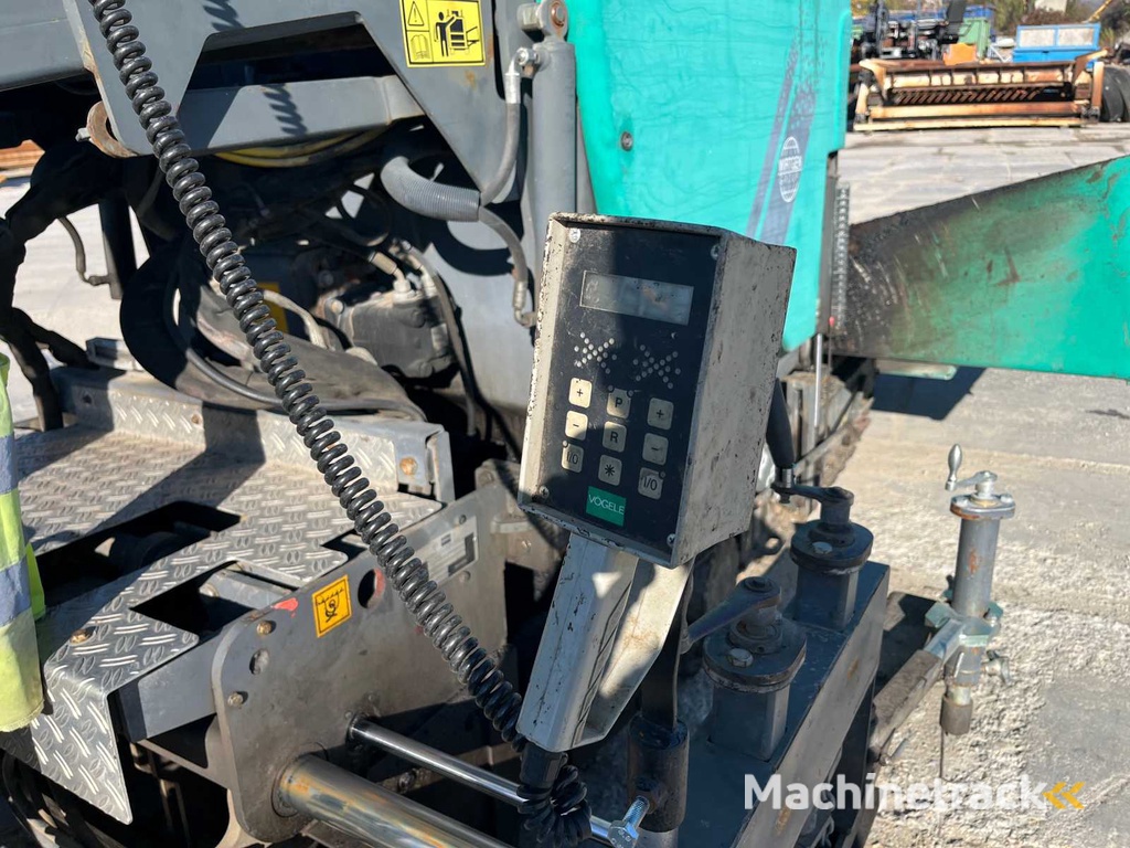 VÖGELE - SUPER 800 - Asfalteermachine - 2012