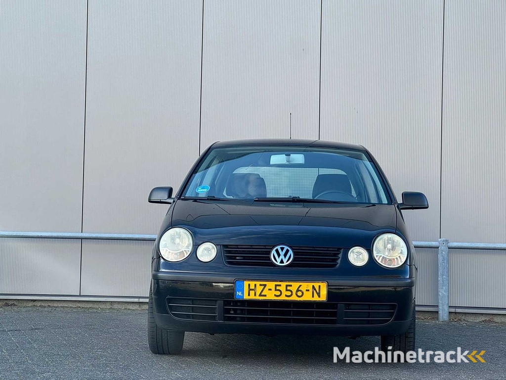 Volkswagen - 2003 - Polo - 1.2-12V Comfortline - HZ-556-N