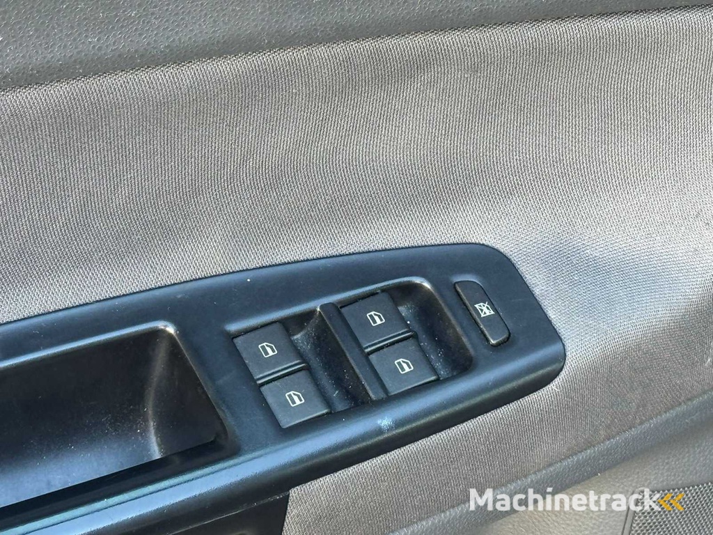 Volkswagen - 2003 - Polo - 1.2-12V Comfortline - HZ-556-N