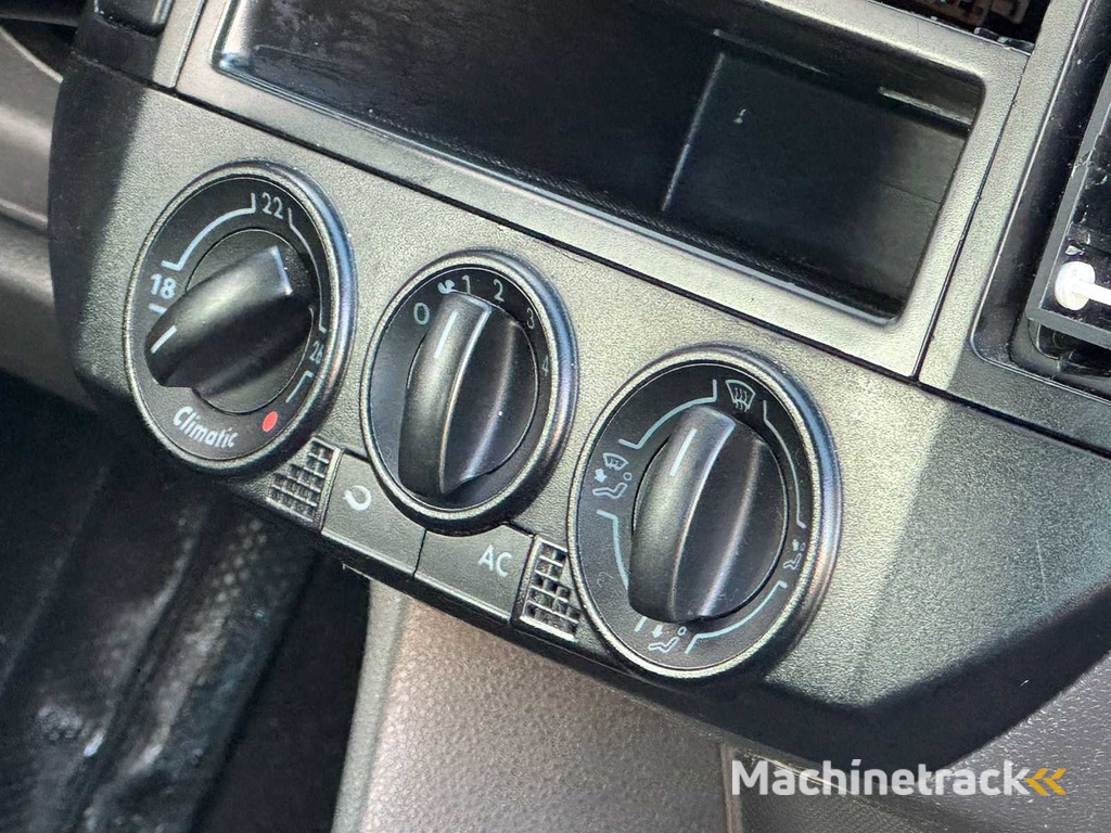 Volkswagen - 2003 - Polo - 1.2-12V Comfortline - HZ-556-N