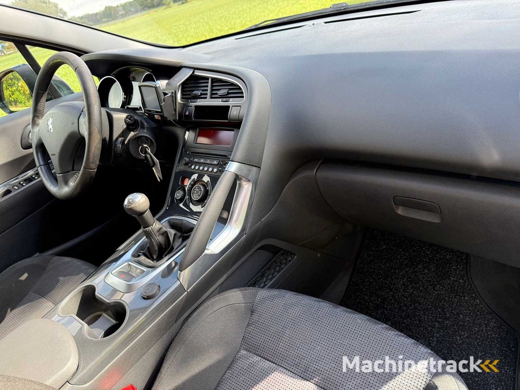 Peugeot - 2010 - 3008 - 1.6 VTi ST - 53-LGG-7