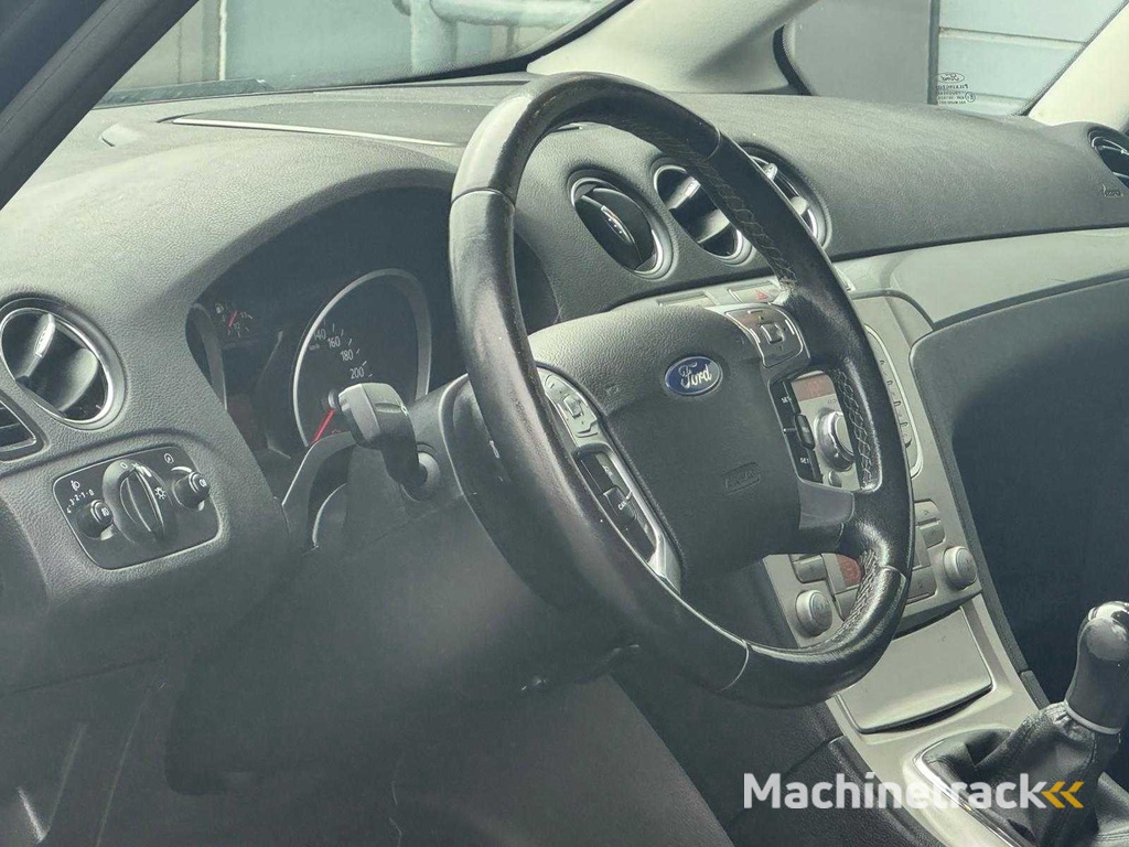 Ford - 2007 - Galaxy - 2.0-16V Trend - 87-XR-DE