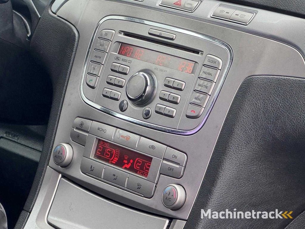 Ford - 2007 - Galaxy - 2.0-16V Trend - 87-XR-DE