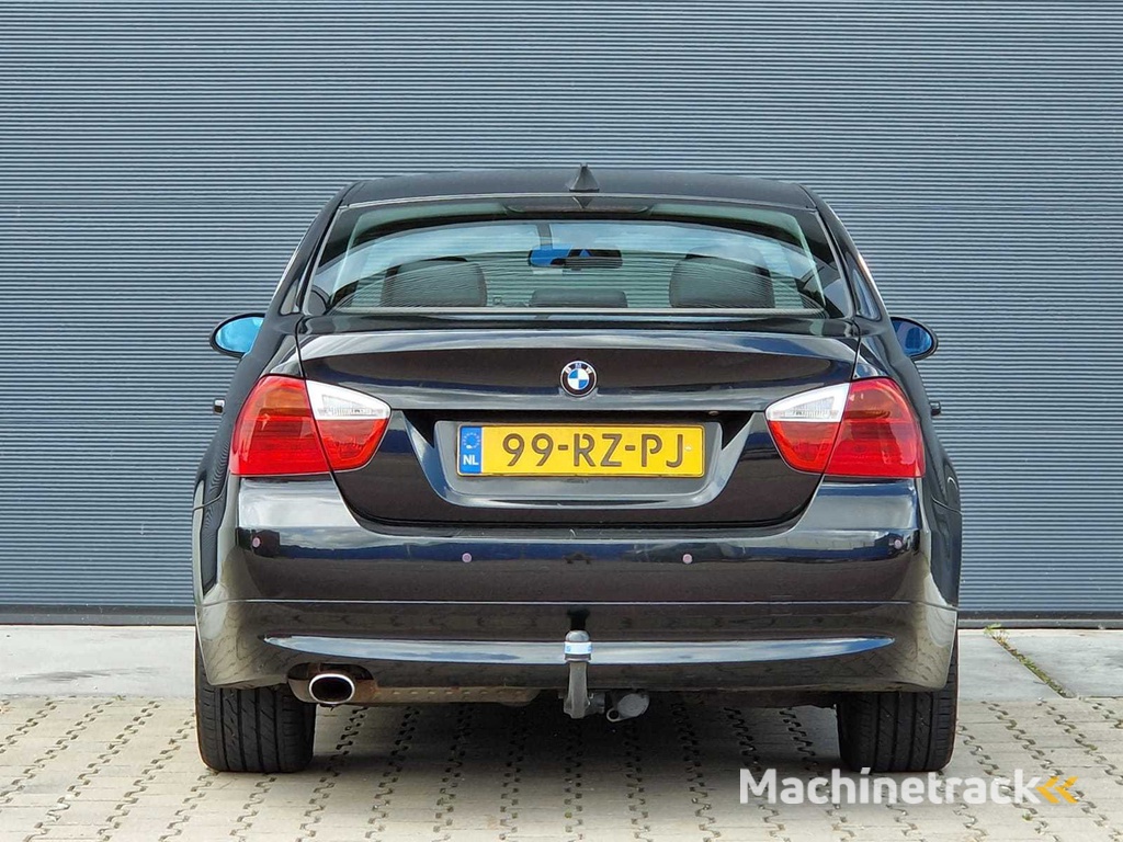 BMW - 2005 - 3er - 318i Dynamic Exec. - 99-RZ-PJ