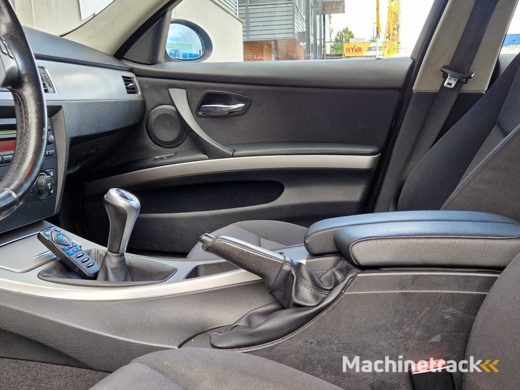 BMW - 2005 - 3er - 318i Dynamic Exec. - 99-RZ-PJ