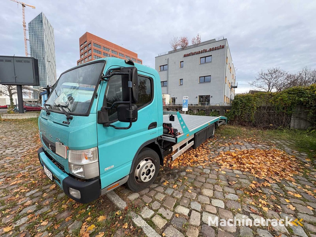 Mitsubishi Fuso Canter 7C18 – 7,5 t – Euro 6 – Abschleppfahrzeug mit Plateau – 136.000 km