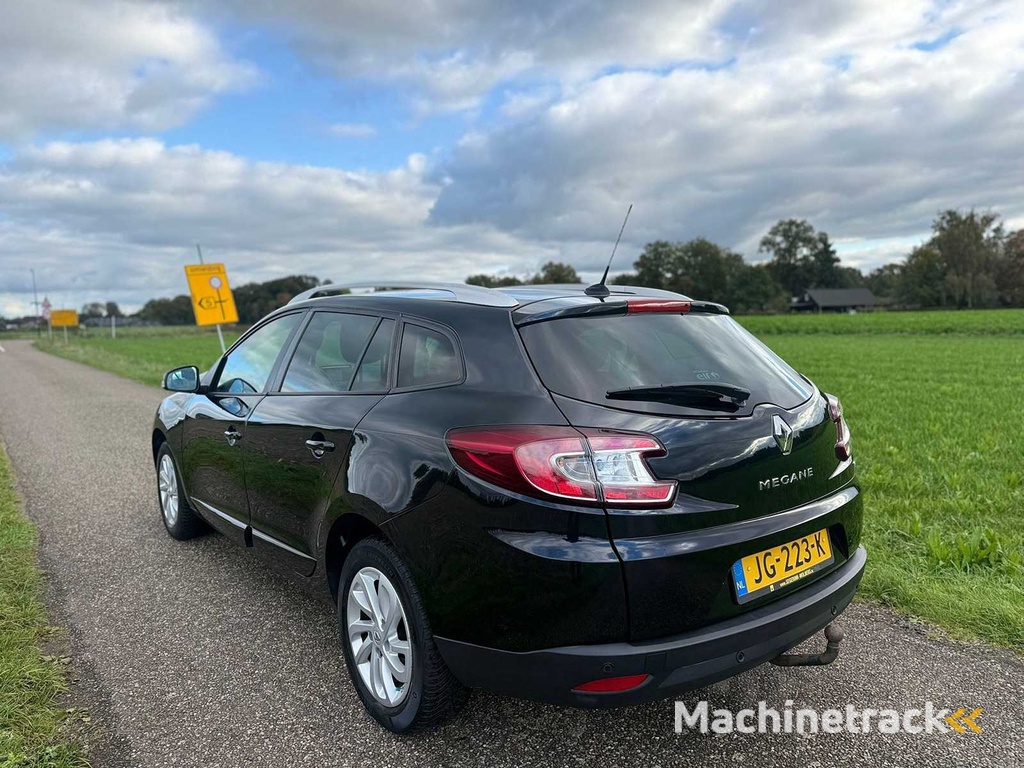 Renault - 2016 - Mégane Kombi - 1.2 TCe Limited - JG-223-K
