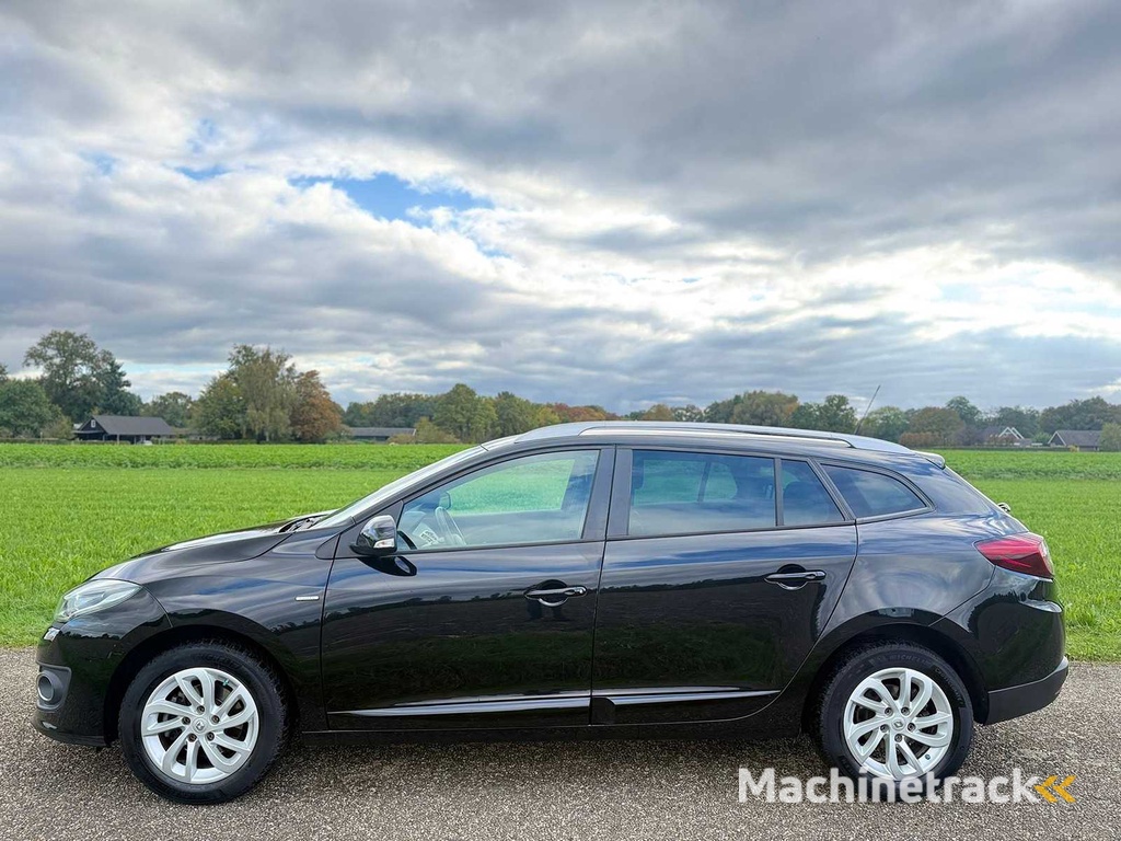 Renault - 2016 - Mégane Kombi - 1.2 TCe Limited - JG-223-K