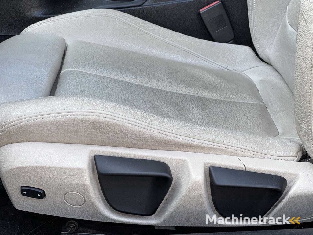 BMW 1er 118i High Executive 2015 | 1-ZNK-65