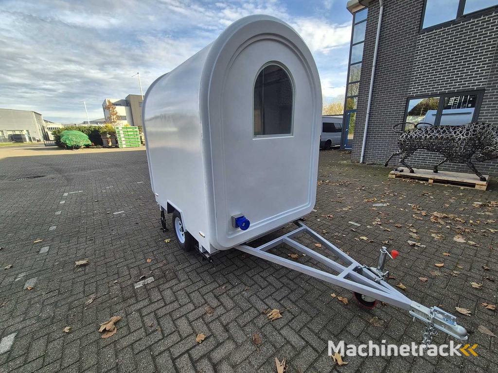 Food truck white - 2025