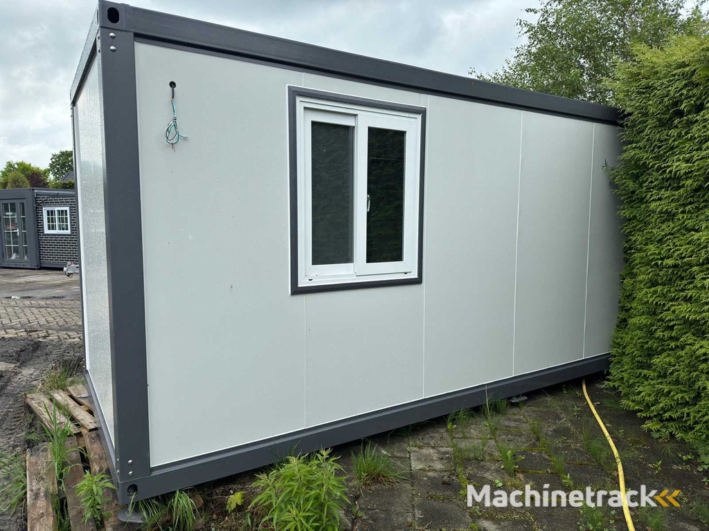 2025 Stahlworks Type D White Including bathroom and kitchen Mobile living unit / Tiny house