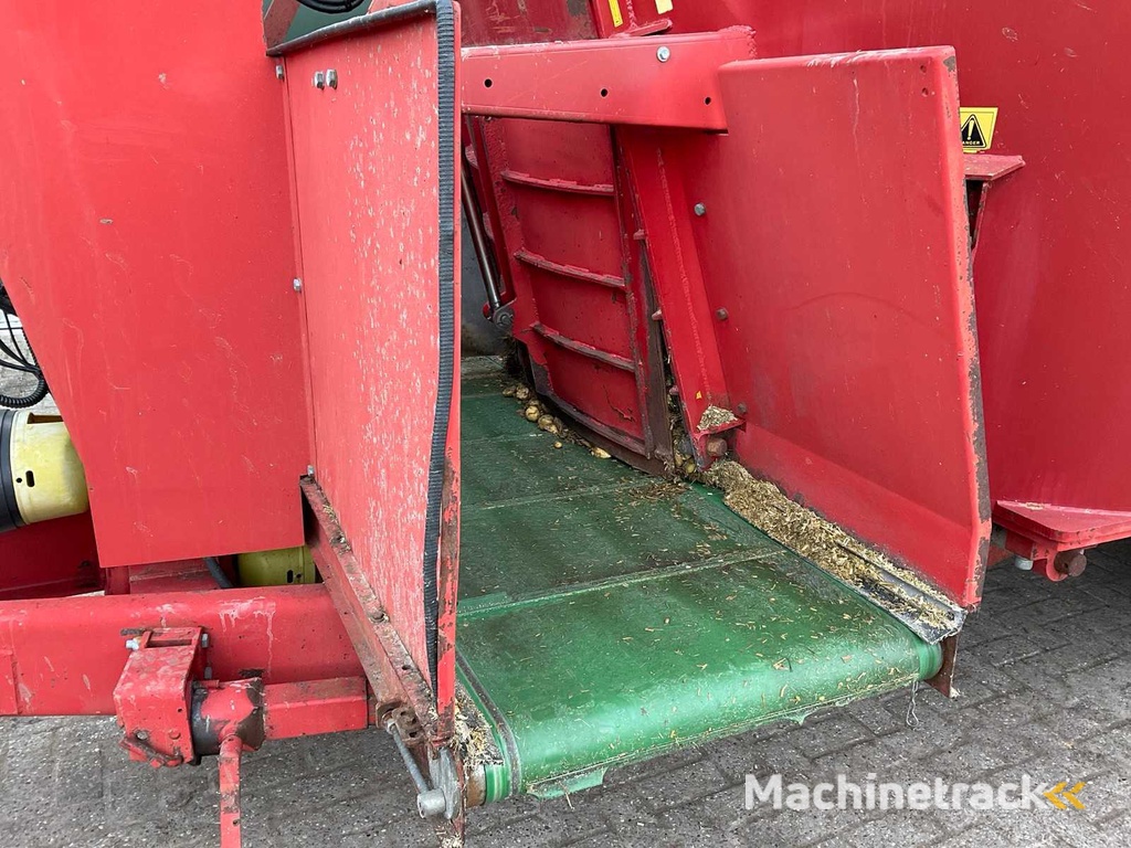 2010 RMH Mixel-24 Feed Mixer