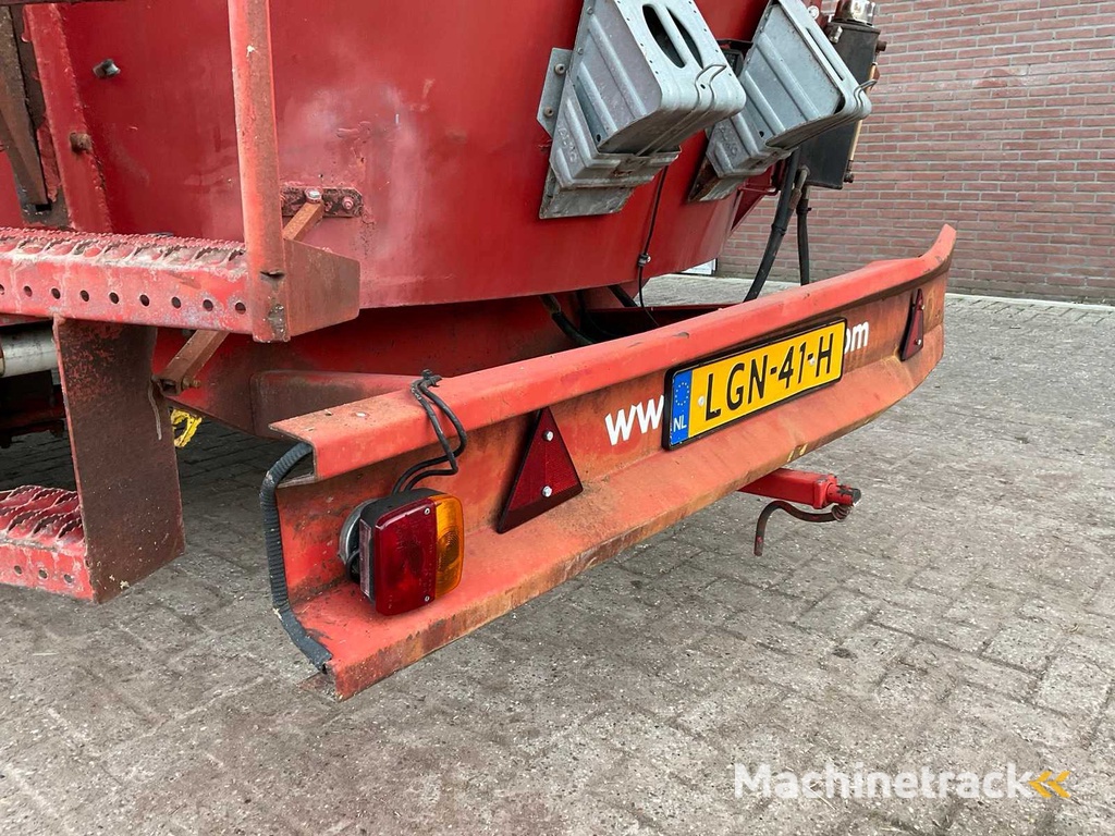 2010 RMH Mixel-24 Feed Mixer