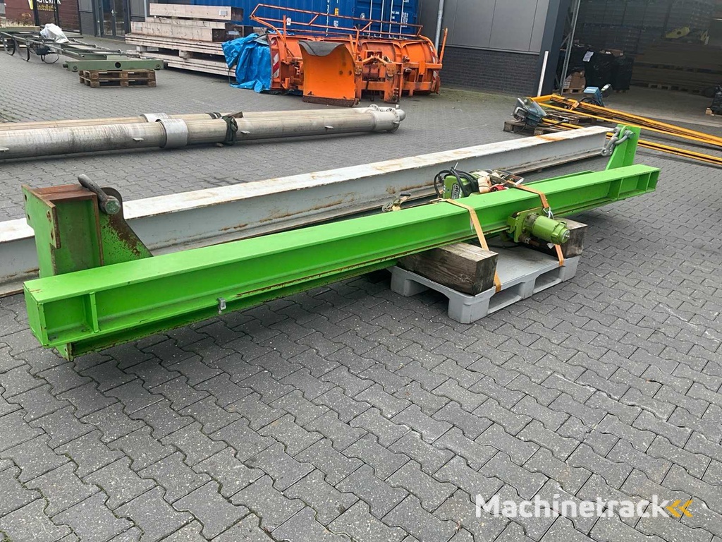 U-mega UH-105 Bovenloophalkraan