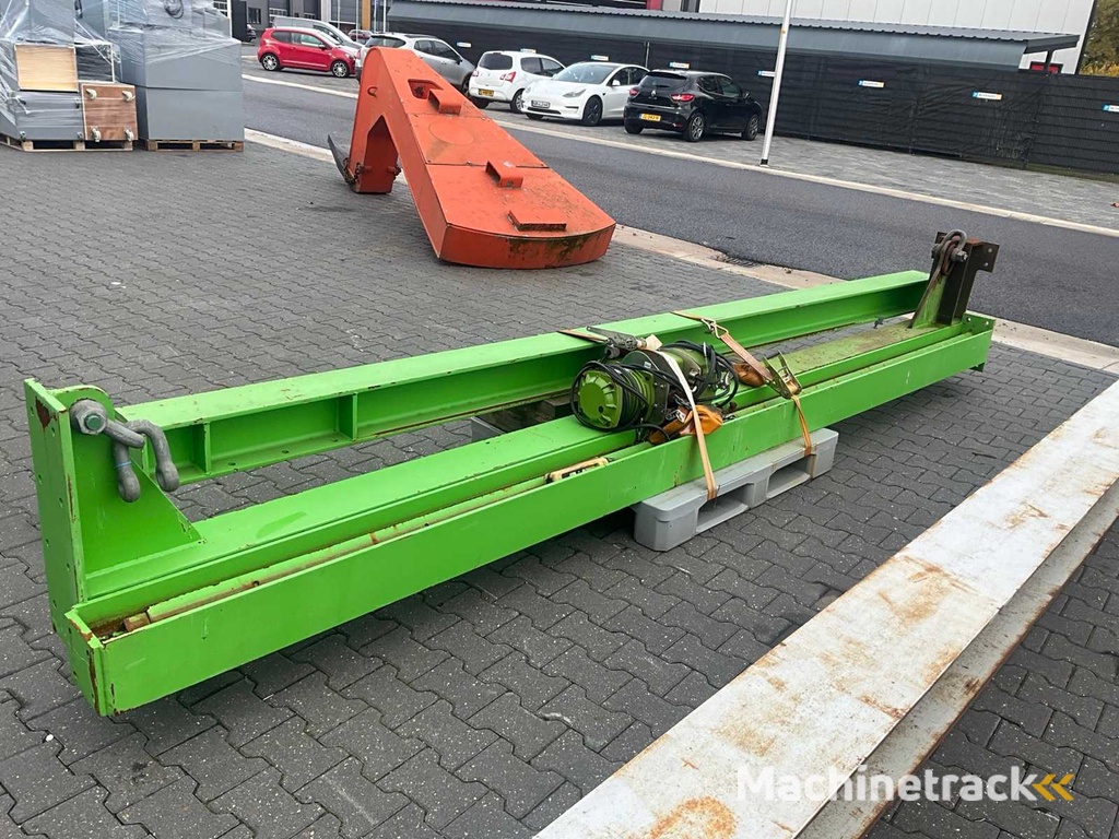 U-mega UH-105 Bovenloophalkraan