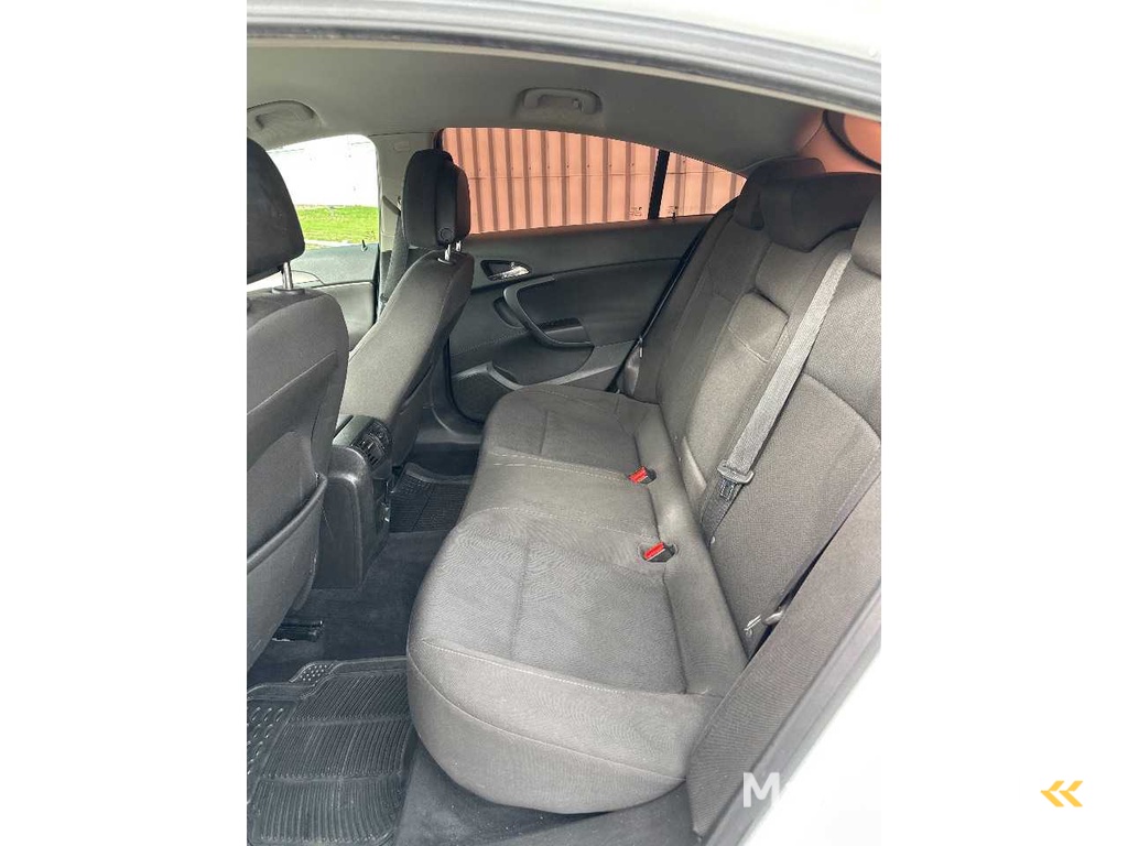 Opel - Insignia - 1.8 Business - Auto - 2009