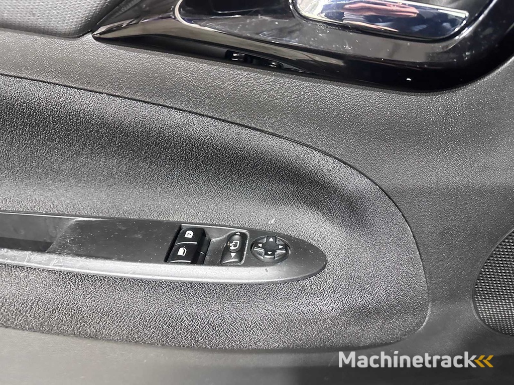 Citroen - DS3 - 1.6 So Chic - 9-XFP-51