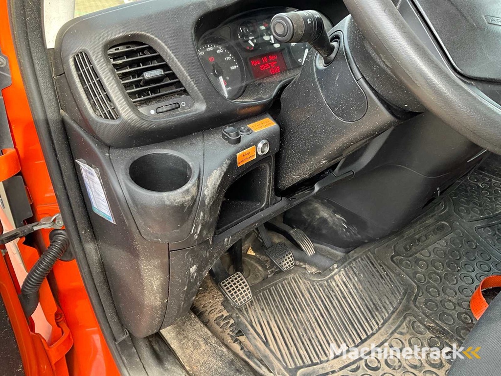 2017 Iveco Daily 35-140 Flatbed truck