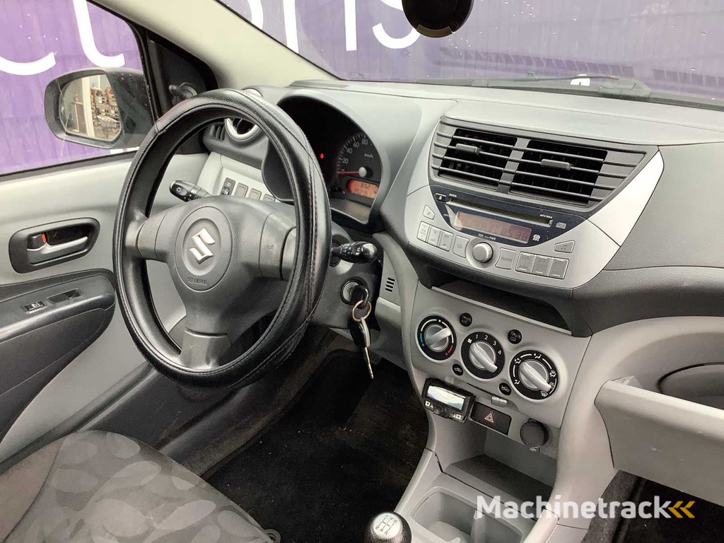 2011 - Suzuki - Alto - 1.0 Comfort Plus - Auto